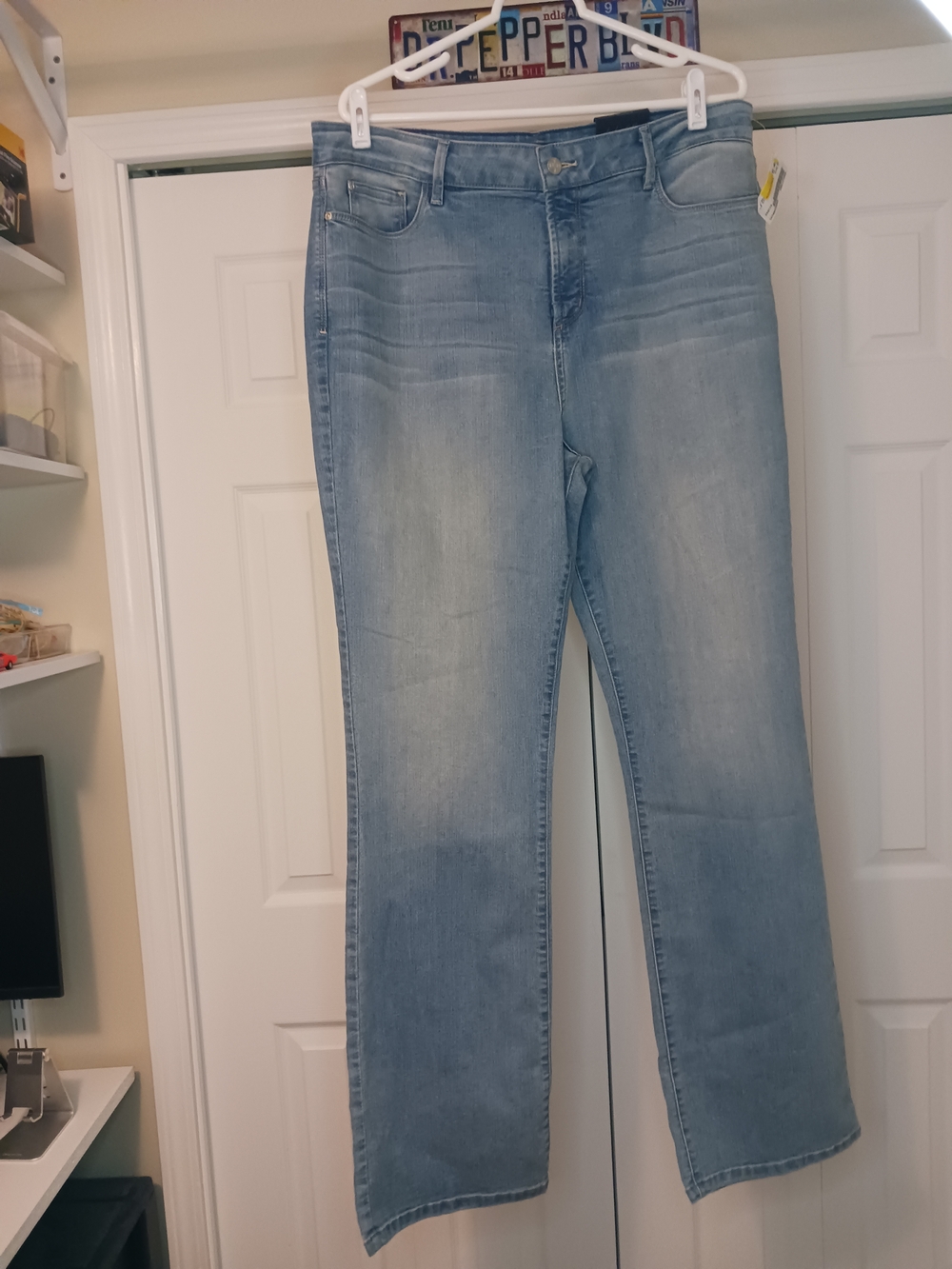 NWT NYDJ Blue Barbara Bootcut Jeans Size 18